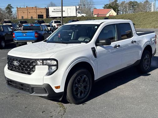 Oxford White 2026 Ford Maverick XLT