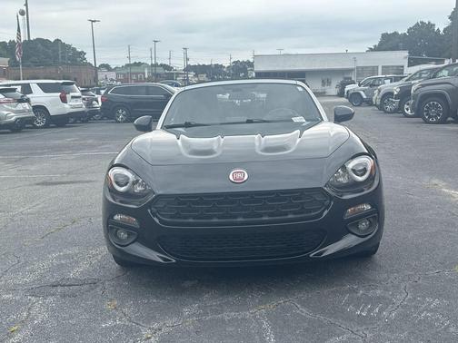 Nero Cinema Jet Black 2017 FIAT 124 Spider Base