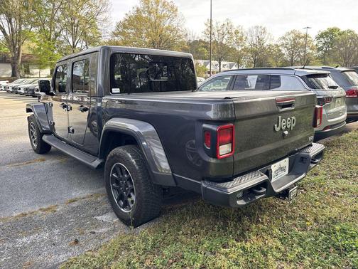 Granite Crystal Metallic Clearcoat 2021 Jeep Gladiator Overland