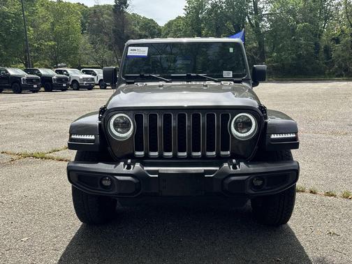 2021 Jeep Gladiator Overland