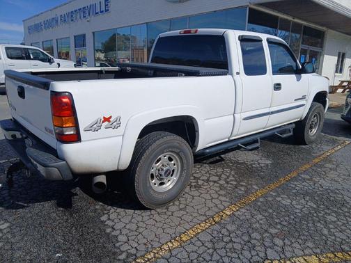 2005 GMC Sierra 2500 SLT H/D Extended Cab
