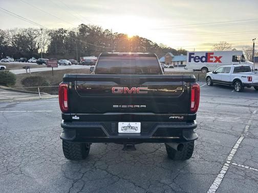 2022 GMC Sierra 2500 AT4