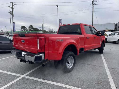 2024 Ford F-350 XLT