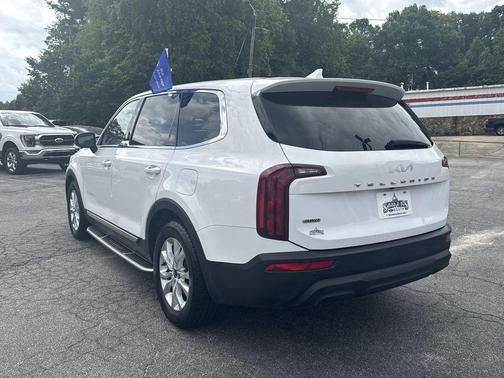 Glacial White Pearl 2022 Kia Telluride LX