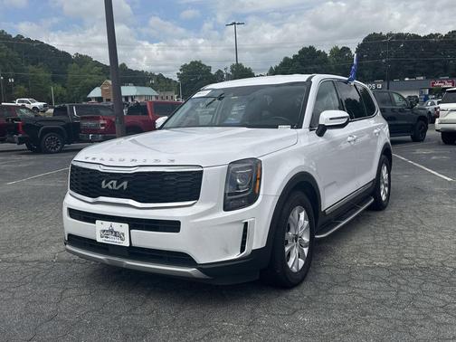 Glacial White Pearl 2022 Kia Telluride LX