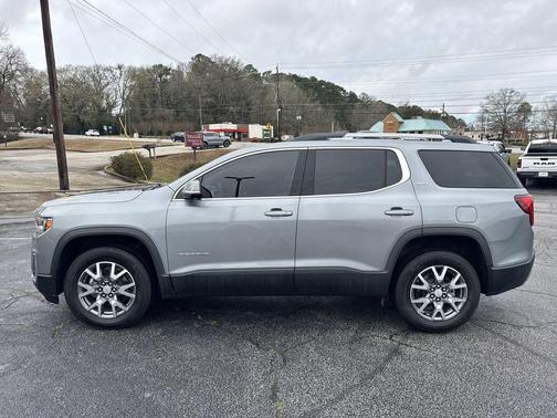 2023 GMC Acadia FWD SLT