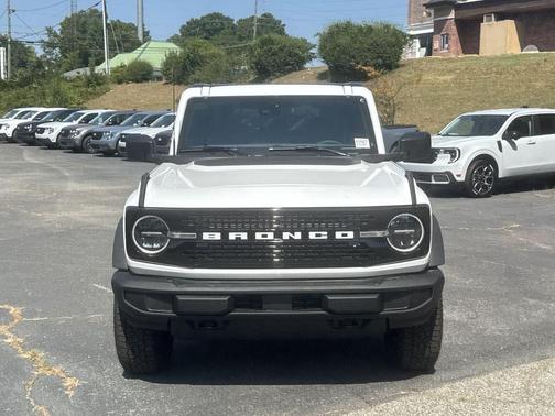 Oxford White 2026 Ford Bronco Big Bend