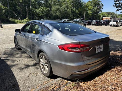 Silver Metallic 2020 Ford Fusion SE