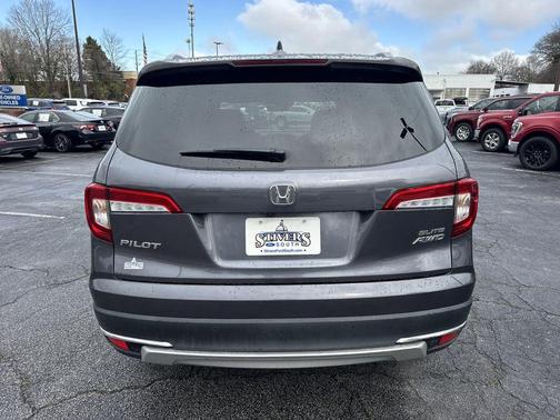 2022 Honda Pilot AWD Elite