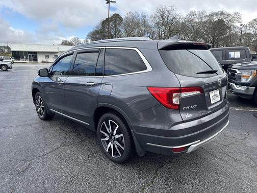 2022 Honda Pilot AWD Elite