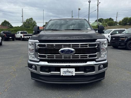 Black 2026 Ford F-250 XLT