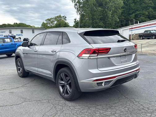 Grey 2021 Volkswagen Atlas Cross Sport 3.6L V6 SE w/Technology R-Line