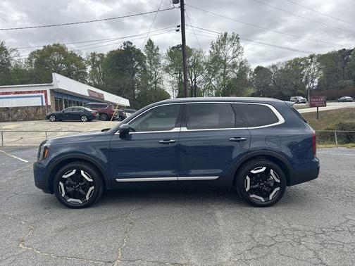 Midnight Lake Blue 2025 Kia Telluride S