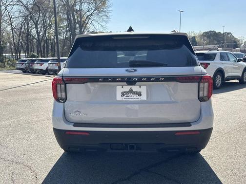 2026 Ford Explorer Active w/200A Pkg