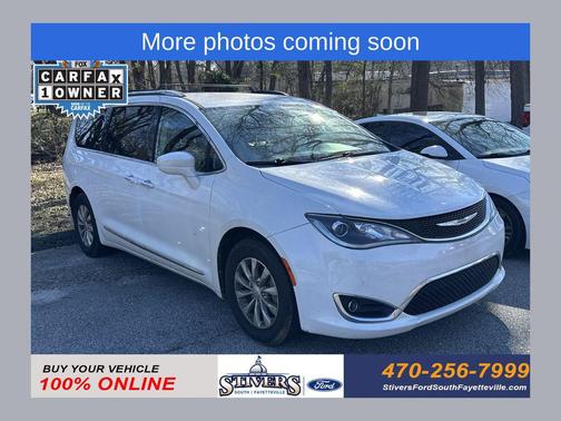 2019 Chrysler Pacifica Touring L