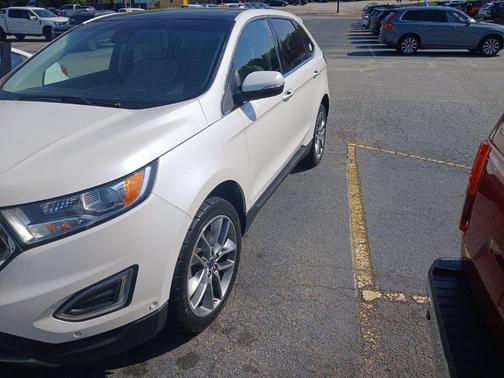 White Platinum Clearcoat Metallic 2017 Ford Edge Titanium