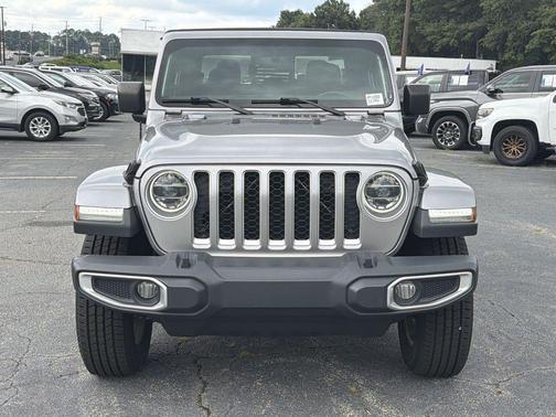 Billet Silver Metallic Clearcoat 2020 Jeep Gladiator Overland