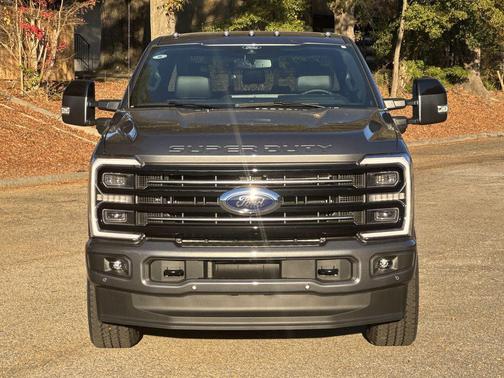 2026 Ford F-250 Platinum