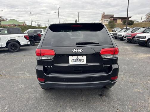 2019 Jeep Grand Cherokee Laredo