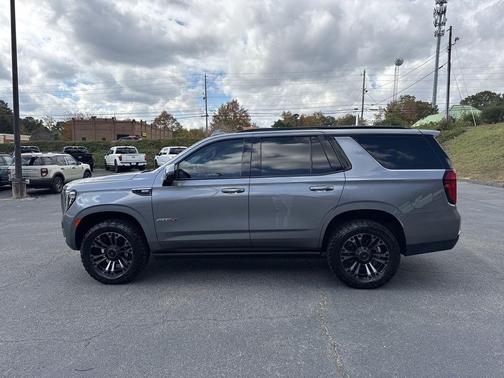 2021 GMC Yukon 4WD AT4