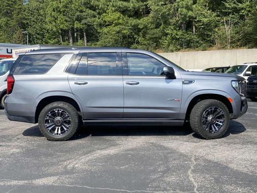 2021 GMC Yukon 4WD AT4