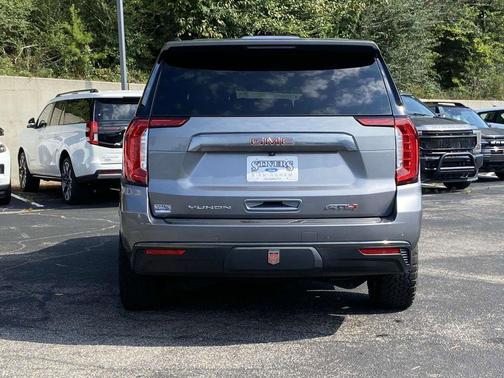 2021 GMC Yukon 4WD AT4