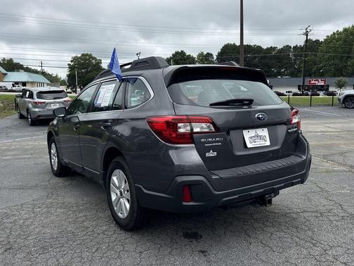 Magnetite Gray Metallic 2019 Subaru Outback 2.5i