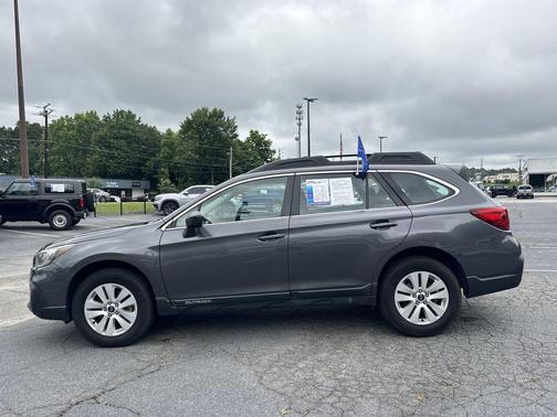 Magnetite Gray Metallic 2019 Subaru Outback 2.5i