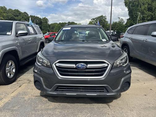Magnetite Gray Metallic 2019 Subaru Outback 2.5i