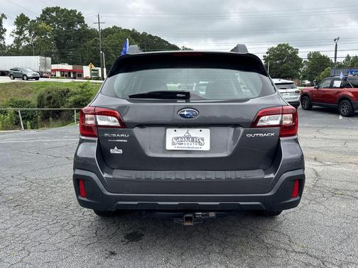 Magnetite Gray Metallic 2019 Subaru Outback 2.5i
