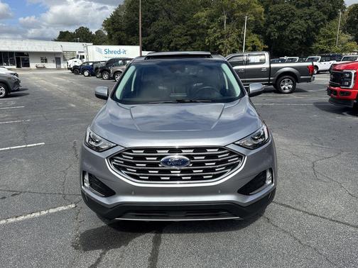2021 Ford Edge Titanium