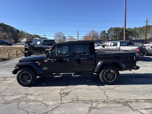 2023 Jeep Gladiator Overland