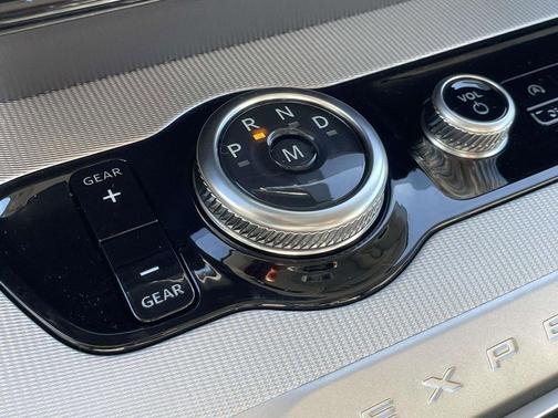 2025 Ford Expedition Max Active 4x2