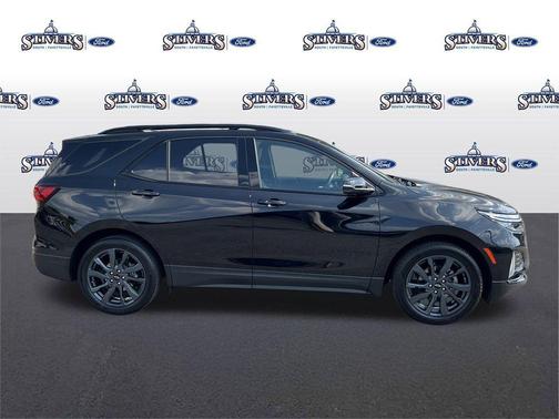 2022 Chevrolet Equinox FWD RS