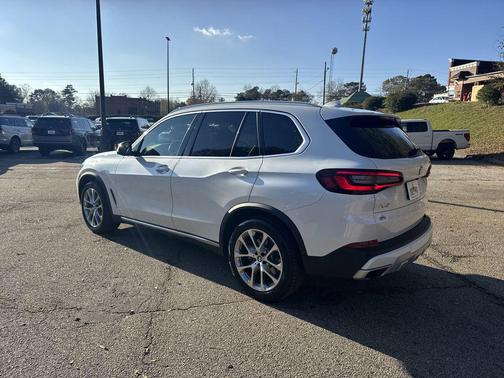 2022 BMW X5 sDrive40i