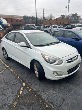 2013 Hyundai Accent GLS