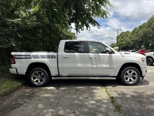 Bright White Clearcoat 2023 RAM 1500 Big Horn/Lone Star