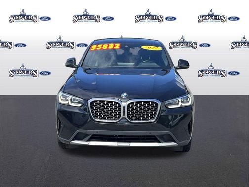 2022 BMW X4 xDrive30i