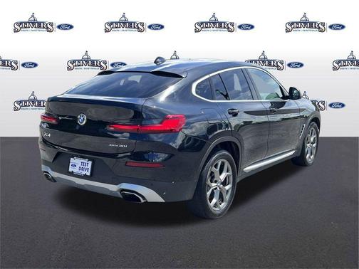 2022 BMW X4 xDrive30i