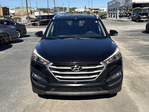 2017 Hyundai TUCSON SE Plus