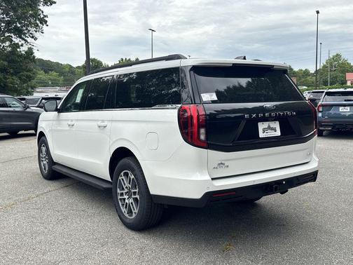 White 2026 Ford Expedition Max Active 4x2