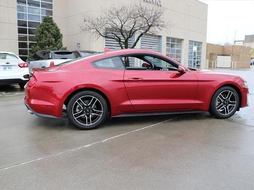 2021 Ford Mustang EcoBoost