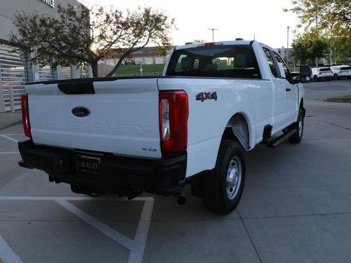 Oxford White 2024 Ford F-350 XL