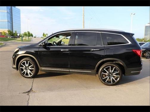 2021 Honda Pilot Touring 7-Passenger