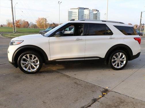 2022 Ford Explorer Platinum