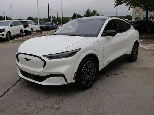 Star White 2025 Ford Mustang Mach-E Premium