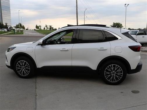 2026 Ford Escape Base