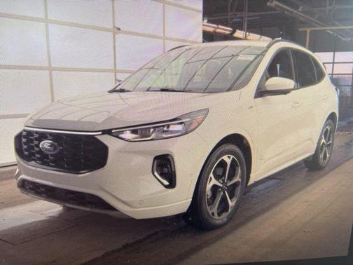 2023 Ford Escape ST-Line Elite