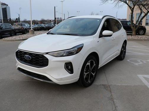 2023 Ford Escape ST-Line Elite