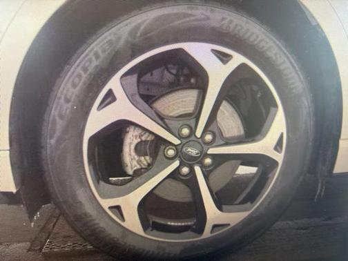 2023 Ford Escape ST-Line Elite